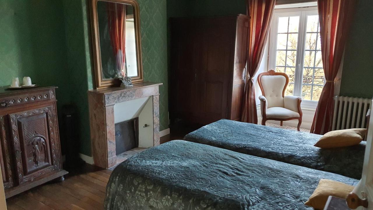 Chateau De La Frogerie Maulevrier Экстерьер фото